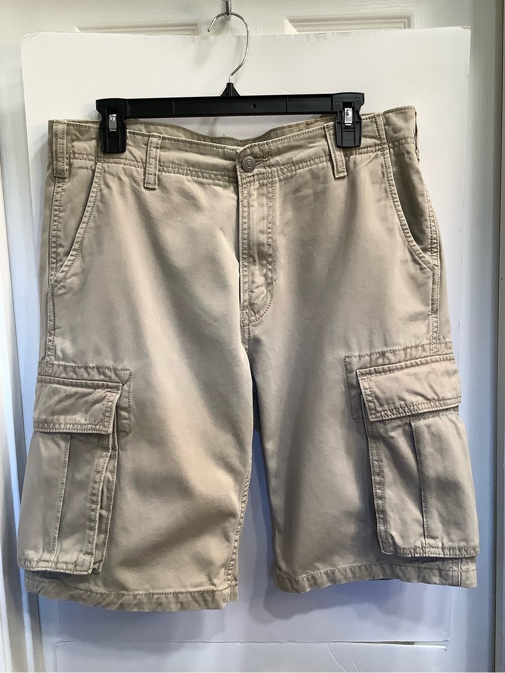 Levi's Men’s Cargo Shorts-Tan-Size W32-100% Cotton